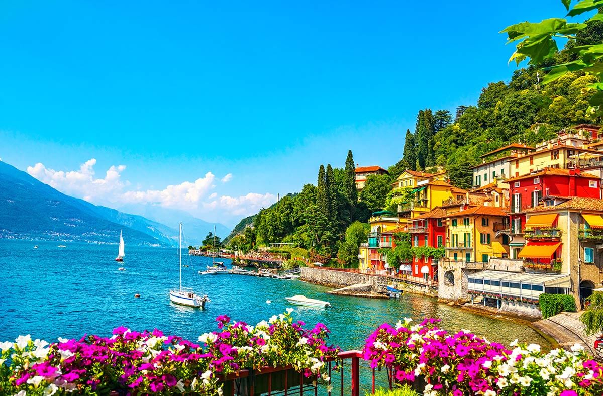 Best-Lake-Quotes-and-Lake-Captions-for-Instagram-Varenna-town-Como-Lake-district-Italy-Europe
