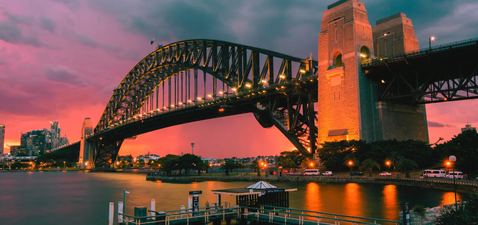 Sydney-Harbour-Bridge-by-Flash-sm-1765264590